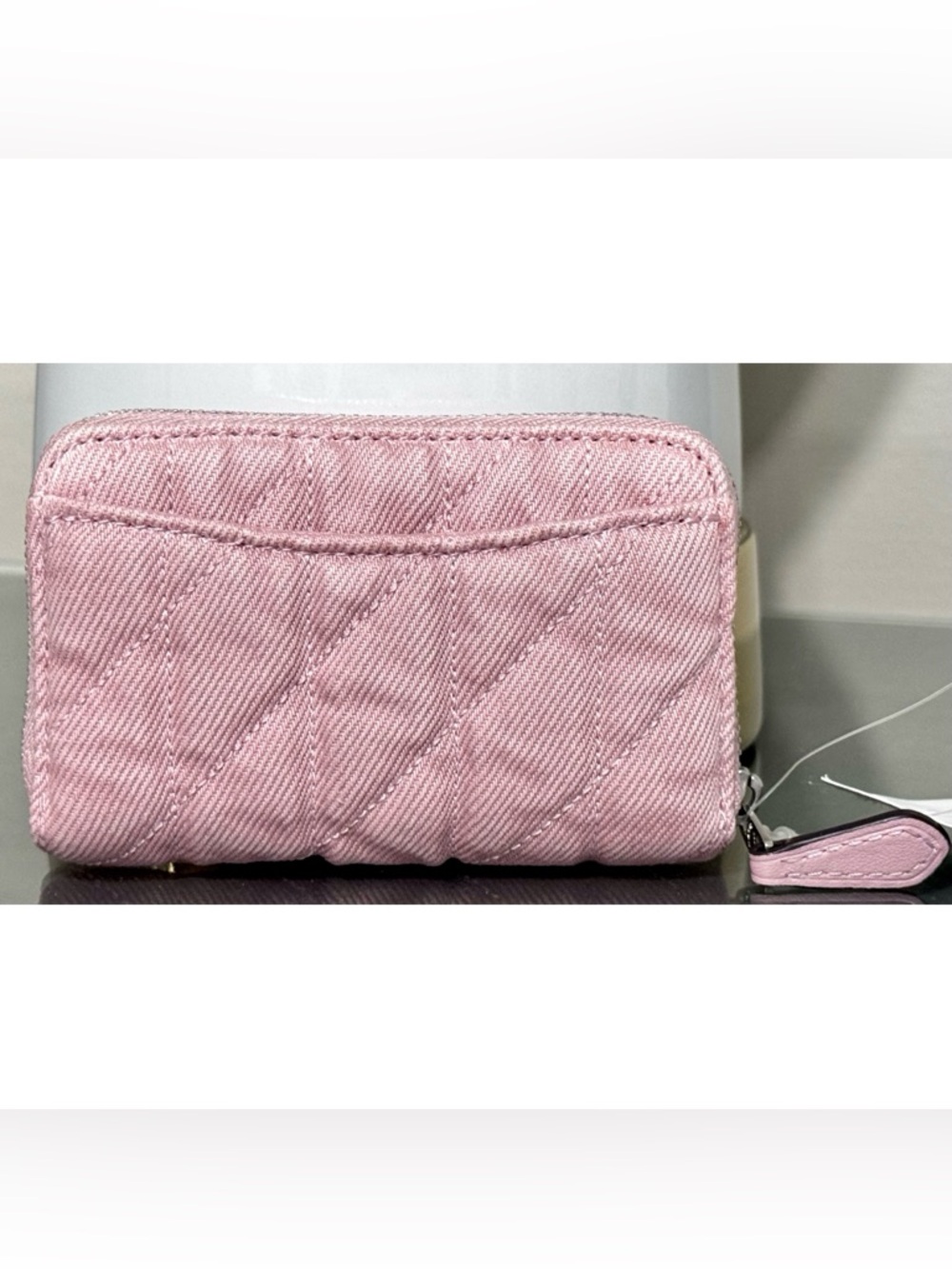 COACH Essential Small Zip Around Card Case in Quilted Dyed BALLERINA PINK Denim - Picture 3 of 7